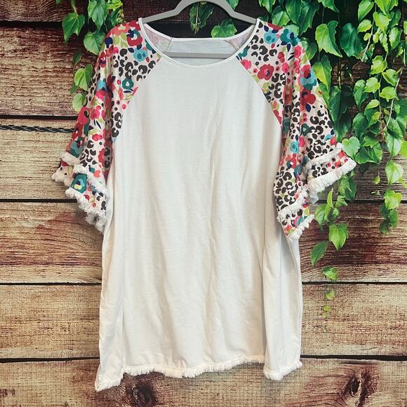 Boutique Fringe Short Sleeve Shirt Blouse Top 4XL Plus Boho Floral Cheetah Print - Picture 4 of 8